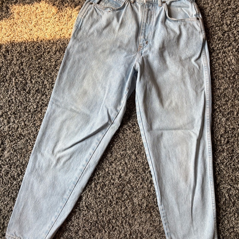 Women's High Rise Light Blue Jeans - Picture 2 of 7